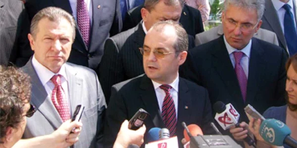 Angajaţii Oltchim, optimişti în privinţa viitorului societăţii