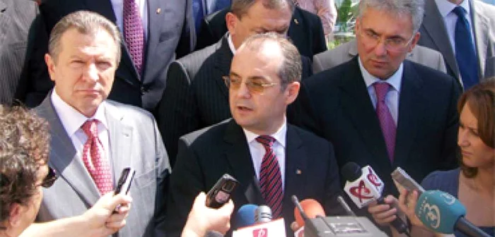 Angajaţii Oltchim, optimişti în privinţa viitorului societăţii