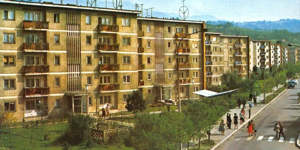 petrosani in 1990 foto ilustrate