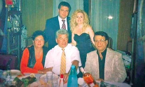 Finul Melinescu și soția, dar și duhovnicul artistului, părintele Emil Cărămizaru, și soția erau nelipsiți de la petrecerile din Caimatei jpeg