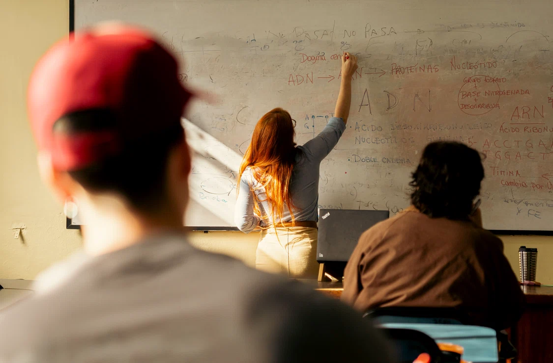 România este în criză de profesori