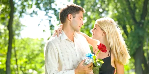 O persoană care te priveşte în ochi când îţi vorbeşte nu este neapărat sinceră