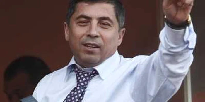 Vasile Turcu face pace cu fanii