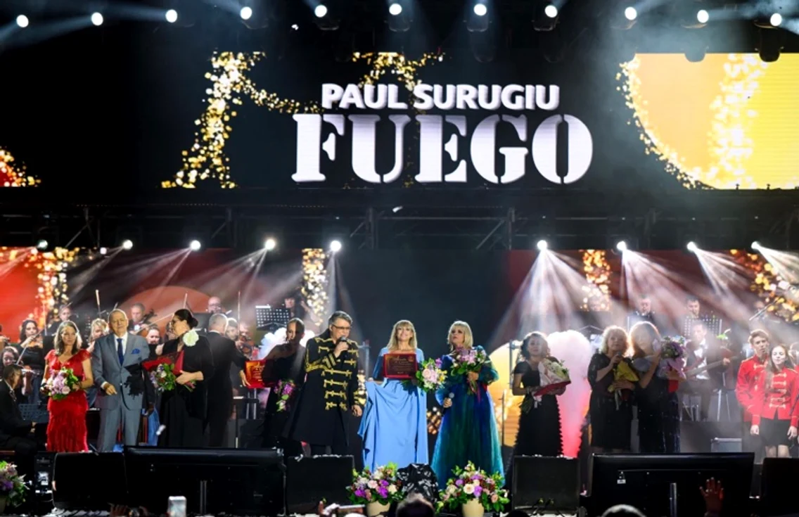 Fuego a sărbătorit cei 49 de ani pe scena Festivalului de la Mamaia foto: arhiva personală 