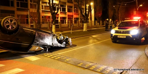 masina rasturnata in hunedoara foto daniel guta adevarul