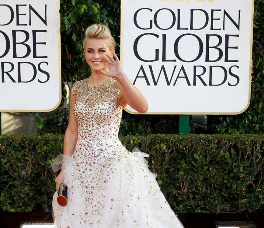 julianne hough prost imbracata, globurile de aur 2013