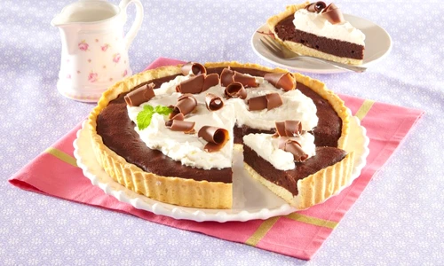 tarta cu ciocolata si frisca jpeg