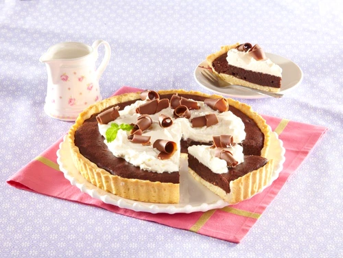 tarta cu ciocolata si frisca jpeg