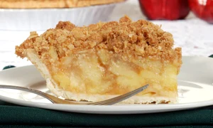 tarta cu mere shutterstock 61211842 (1) jpeg