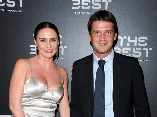 1 adelina si cristi chivu la gala fifa 2019 3 jpg jpeg