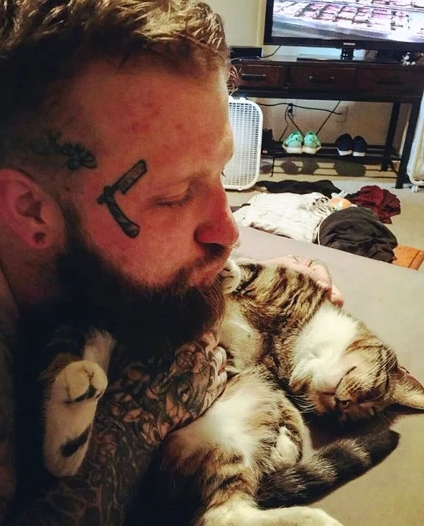 Joshua Smith și pisica lui, Frank