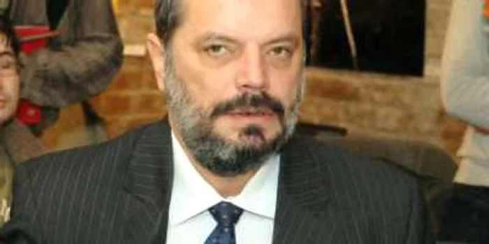 Peter Eckstein Kovacs a fost numit consilier prezidenţial după ce a pierdut postul de senator la alegerile parlamentare din noiembrie 2008