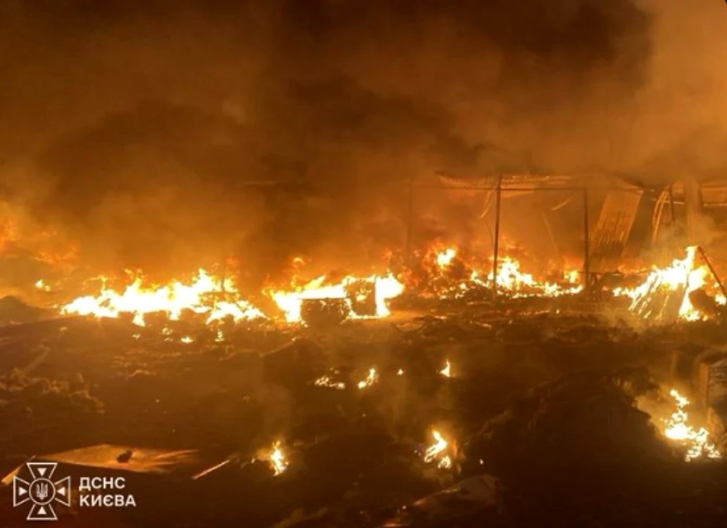 Rusia lansează noi atacuri asupra Kievului după o pauza de trei zile. 