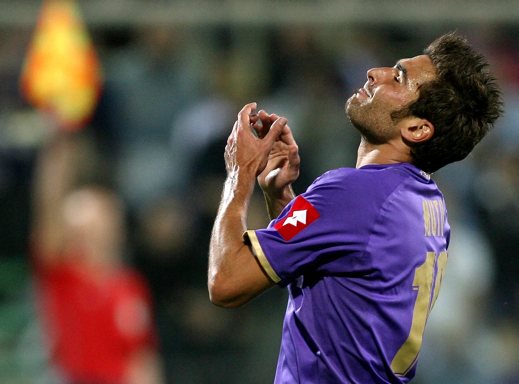 Problemele cu legea ale lui Adi Mutu i-au pătat cariera de fotbalist