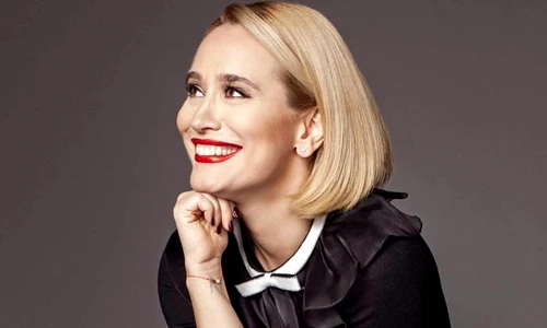 4 andreea esca jpg jpeg