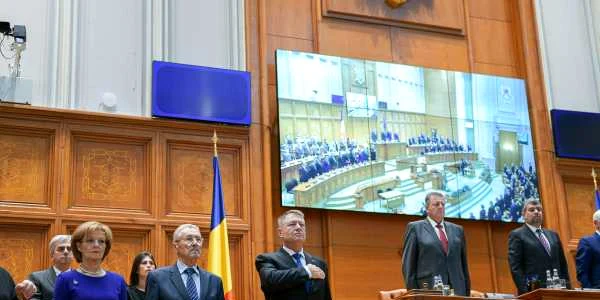 sedinta solemna parlament 30 de ani revolutie foto presidency.ro