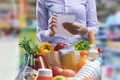 cumparaturi, foto shutterstock jpg