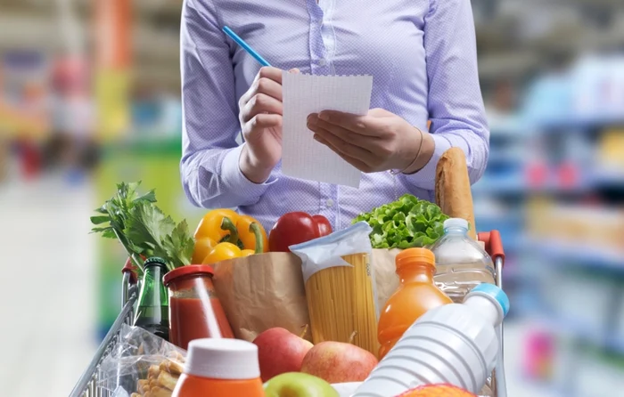cumparaturi, foto shutterstock jpg