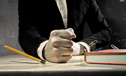 Profesor agresiv FOTO Shutterstock 