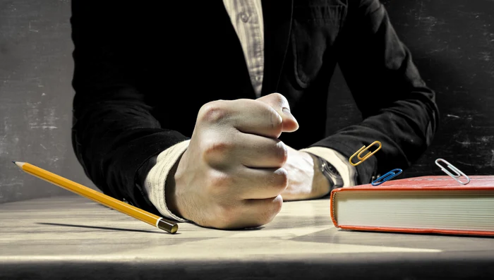 Profesor agresiv FOTO Shutterstock 