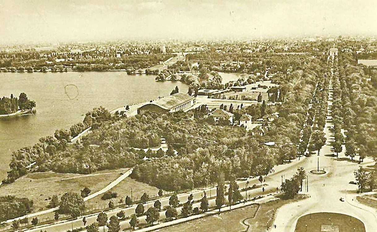 1930. Vedere aeriană în care apare Şoseaua Kiseleff şi Herăstrăul, în anii ‘30