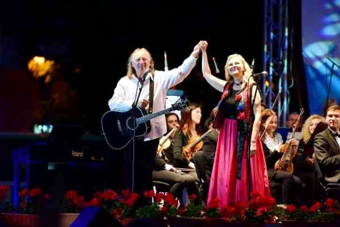 
    Ștefan Hrușcă a colaborat în premieră cu Ruxandra Donose  