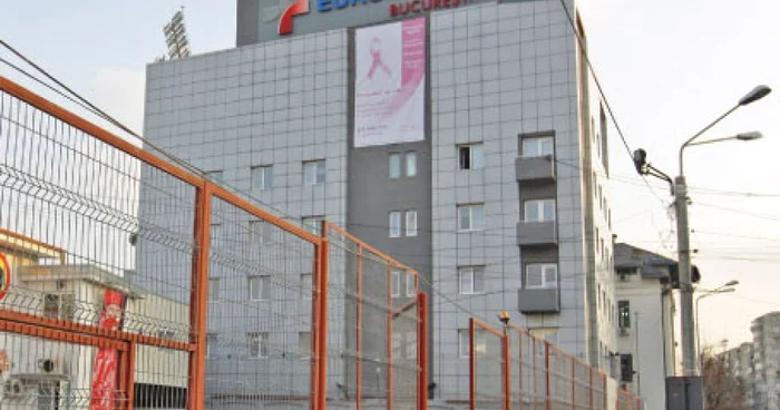 Cei de la Euroclinic sunt vecini cu „câinii“