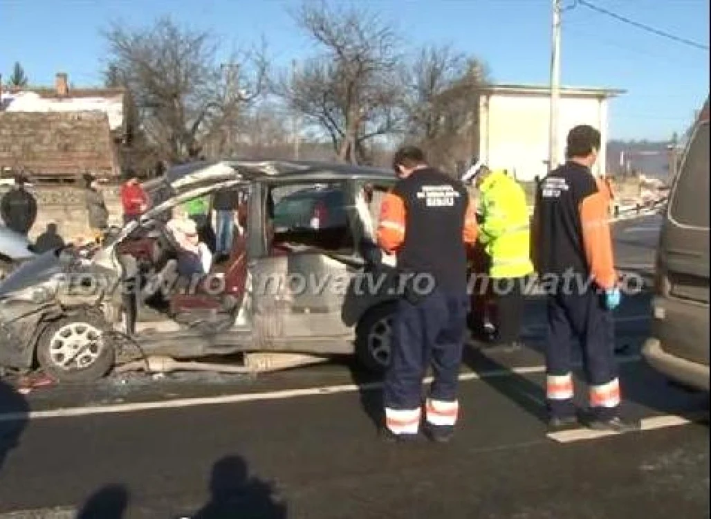 Accidentul a avut loc pe DN 14  - Foto captura Nova TV