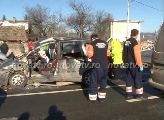 Accidentul a avut loc pe DN 14 - Foto captura Nova TV