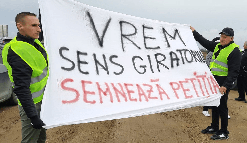 „Vrem sens giratoriu. Ocolim mult“. Protest la șoseaua de Centură Sud a Timișoarei