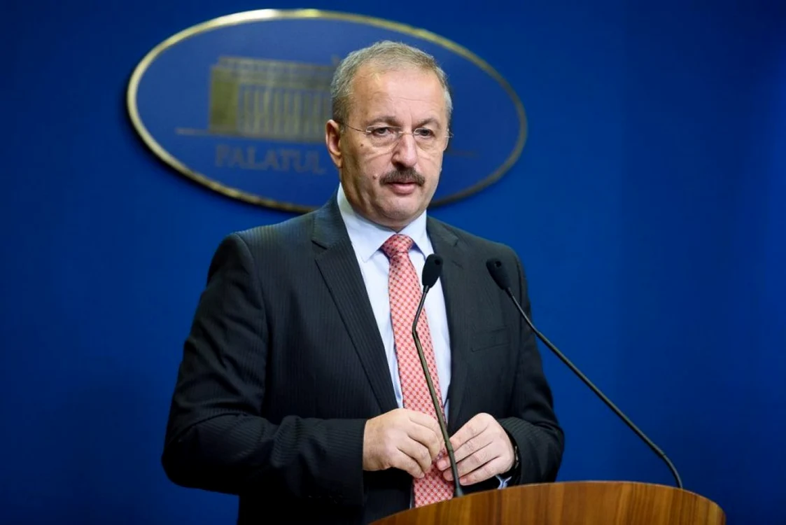 Vasile Dîncu: Trebuie să sprijinim orice român care încearcă să obţină o funcţie Foto: Arhivă