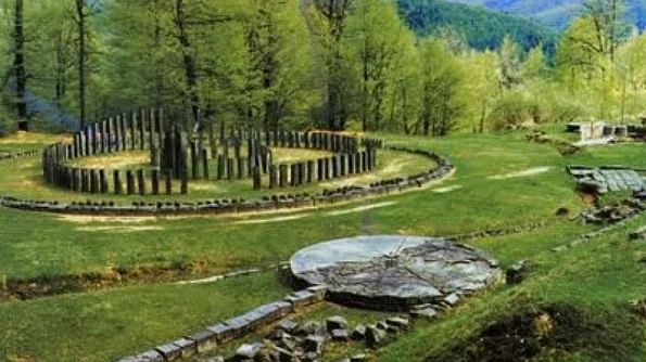 Intalnire cu dr Ovidiu Ţentea, arheolog şi preşedinte al asociaţiei Antiquitas jpeg