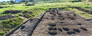 O nouă descoperire arheologică în Castrul roman de la Răcari (© Facebook / Cosmin Vasile)