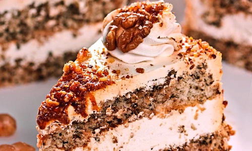 tort cu crema de lapte si nuci caramelizate jpeg
