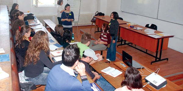 Liceenii participă la ateliere interactive