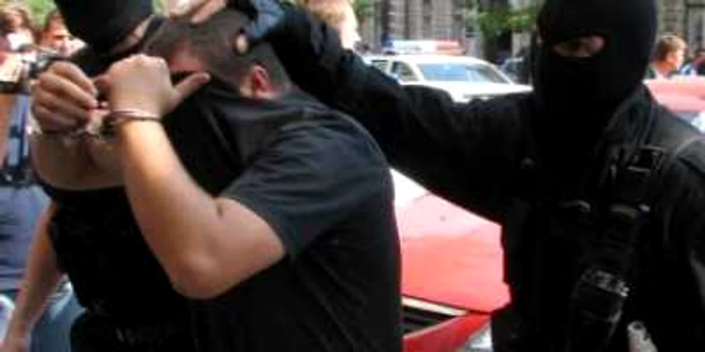 Hunedoara: Botezul ţigănesc s-a încheiat cu o încăierare cu poliţiştii