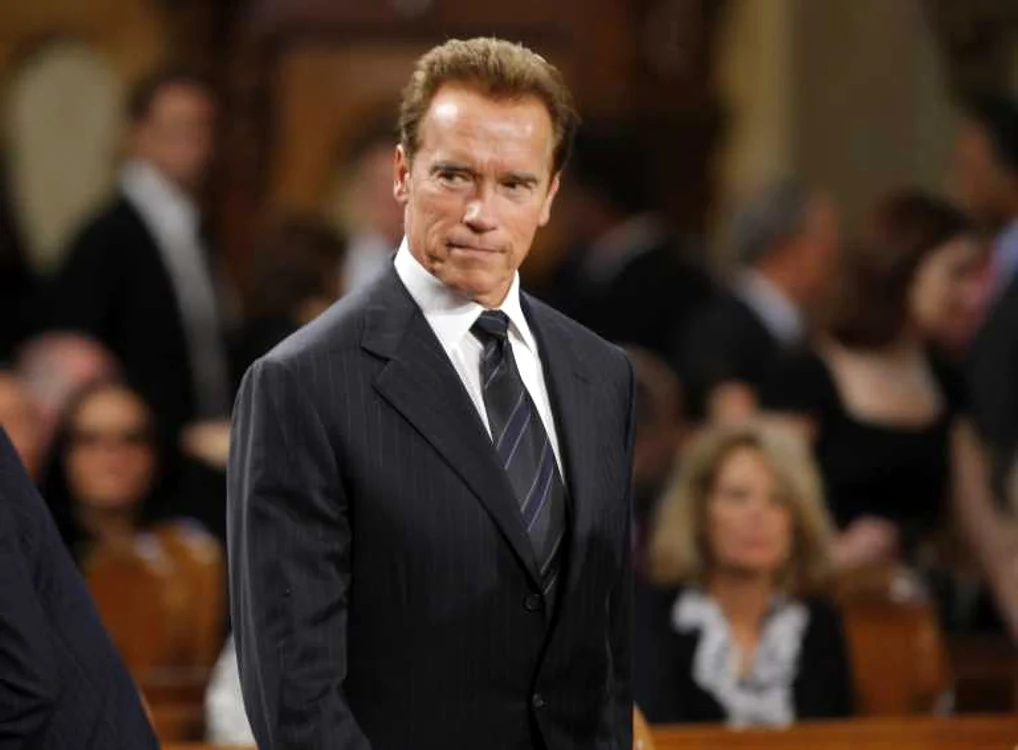 
    Arnold Schwarzenegger, guvernatorul Californiei  