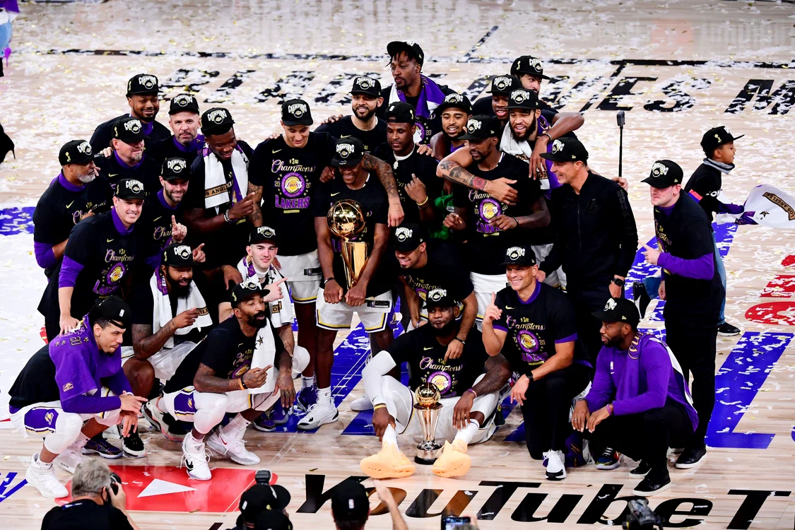 Cei de la Lakers au redevenit campioni NBA după zece aniFoto: Guliver / GettyImages