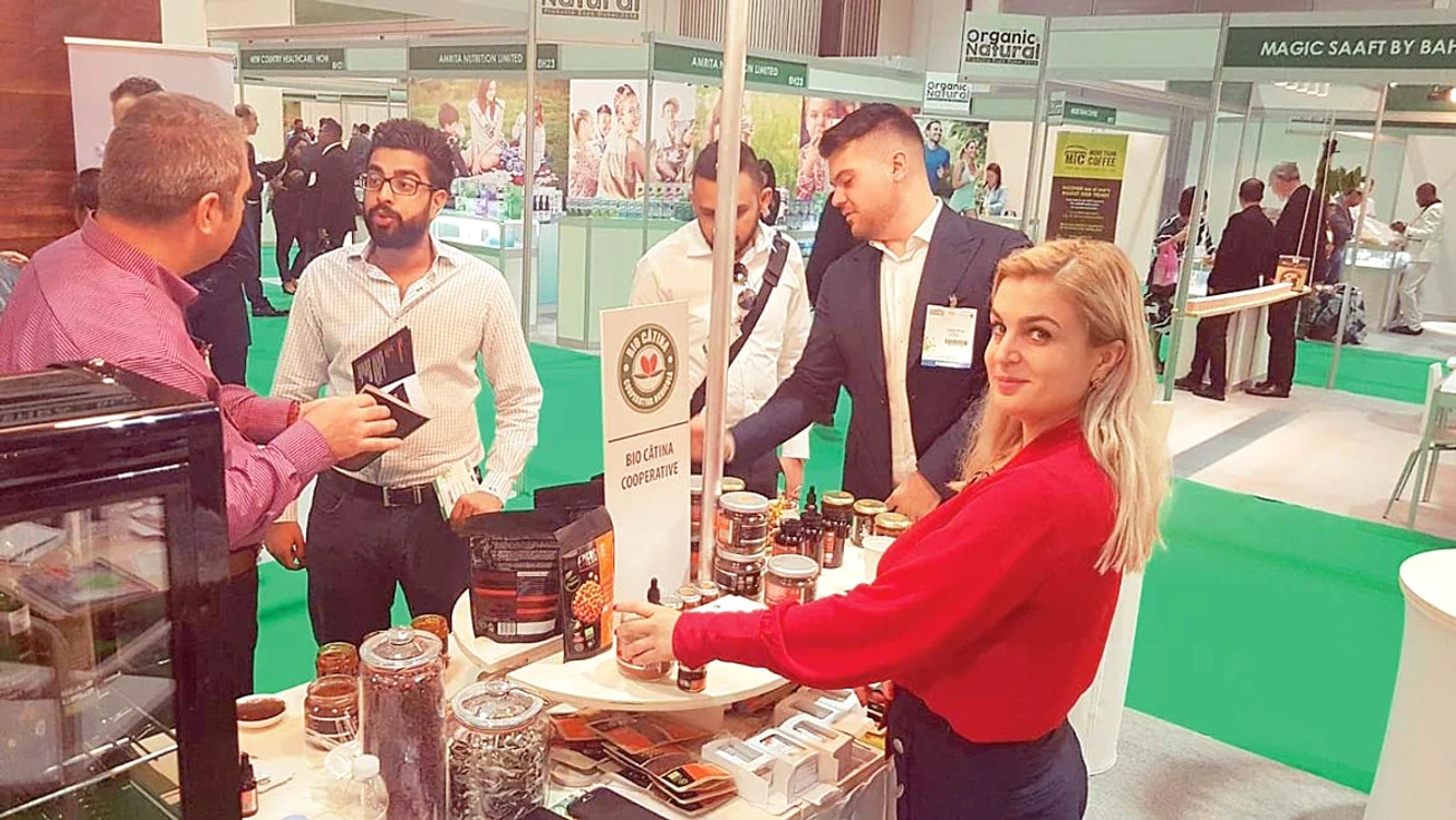 Mădălina Giurescu a convins 10 fermieri să se unească într-o cooperativă şi să vândă în Dubai «ginsengul românesc» 