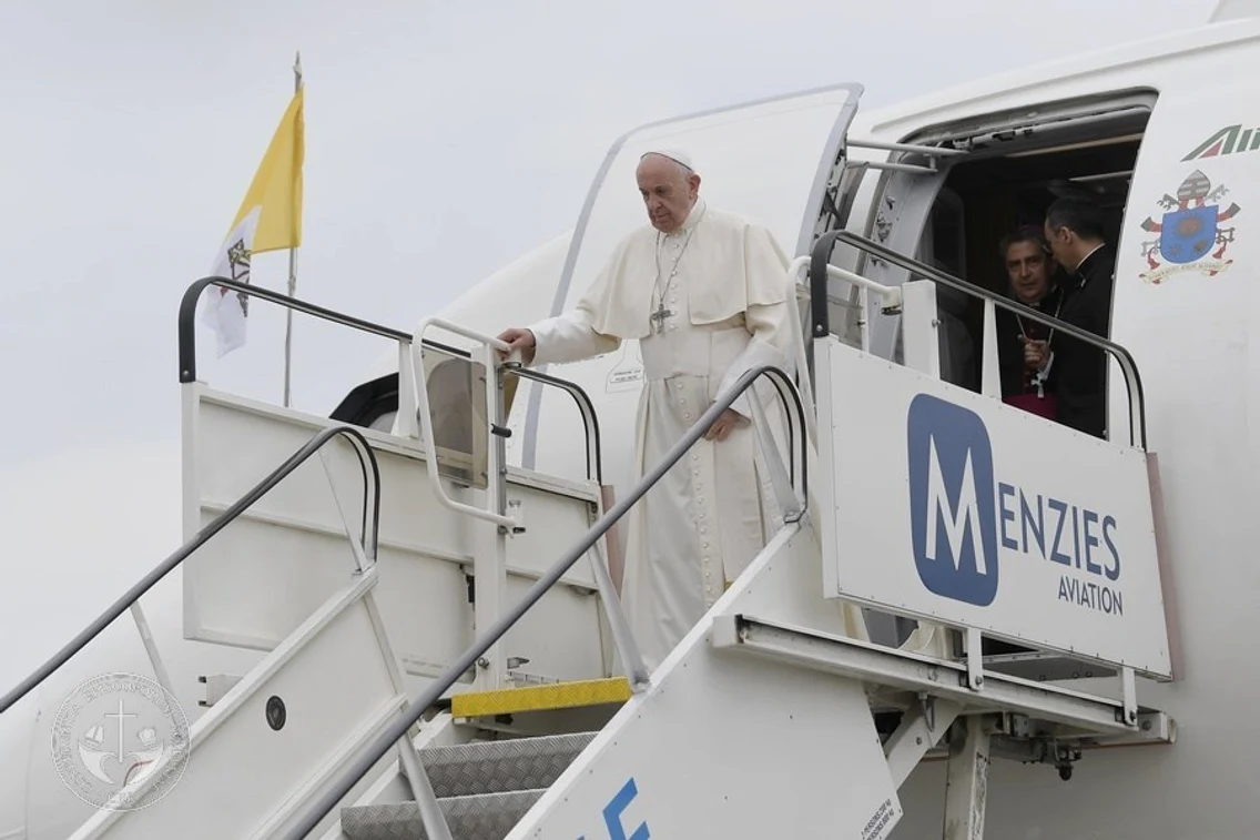 2 klaus iohannis papa francisc carmen iohannis 3 jpg jpeg