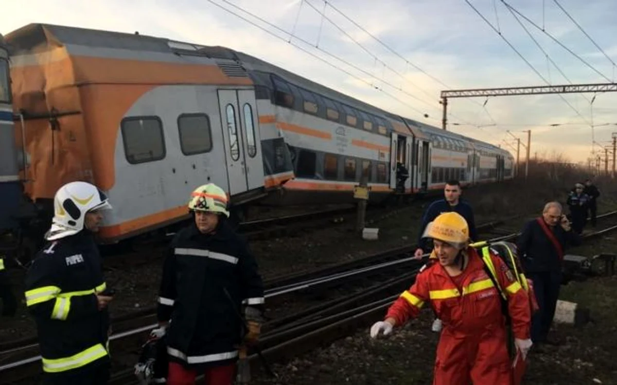 Trenuri deraiate în staţia CFR Ploieşti Triaj FOTO ISU Prahova