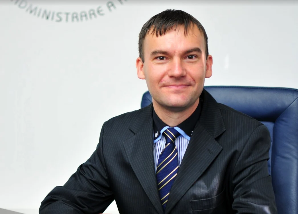 Remus Ionuţ Naghi se chinuie de jumătate de an să
obţină voucherele pentru un zbor anulat FOTO arhiva personală