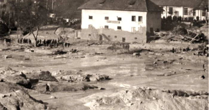 Tsunami-ul de steril a transformat Certejul în peisaj selenar, în 1971