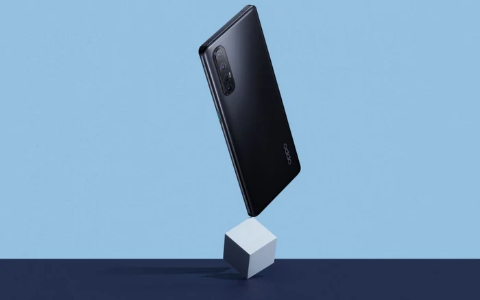 Smartphone OPPO Reno3 Pro 5G.