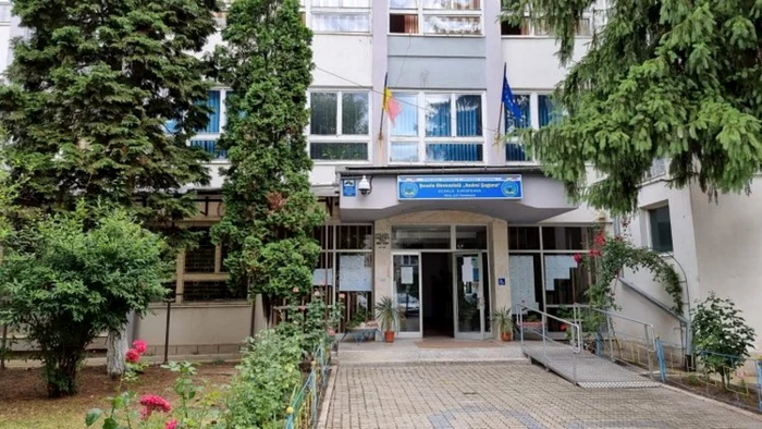 Şcoala Andrei Şaguna din Deva. Foto: Primăria Deva.