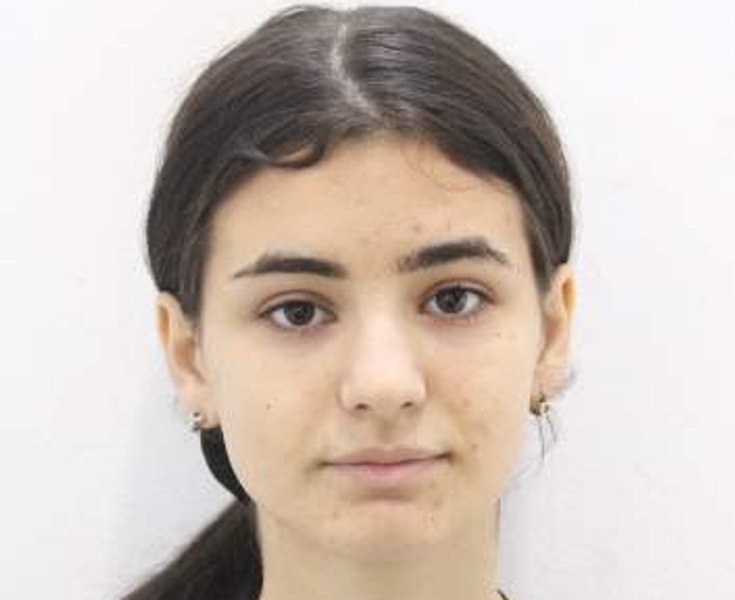 O fată din Caracal, dată dispărută, a anunțat printr-un SMS că este ținută împotriva voinței ei într-un imobil. Unde au găsit-o polițiștii