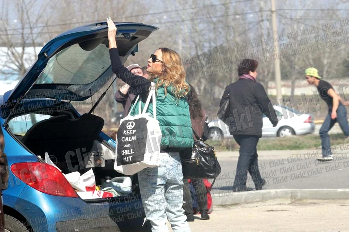 Flavia a adoptat  o ținută sport (Fotografii: Alex Muscaliu)