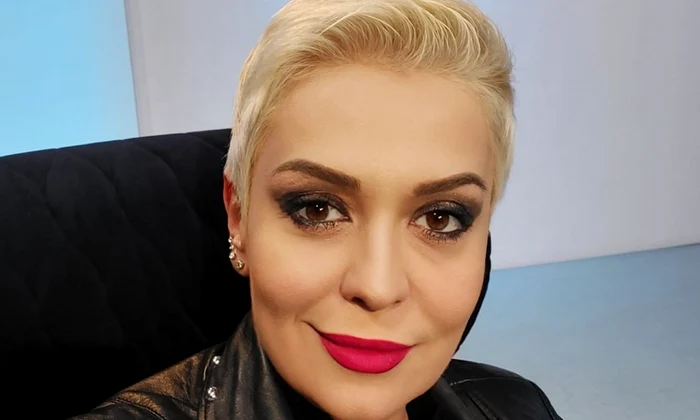 monica anghel PNG