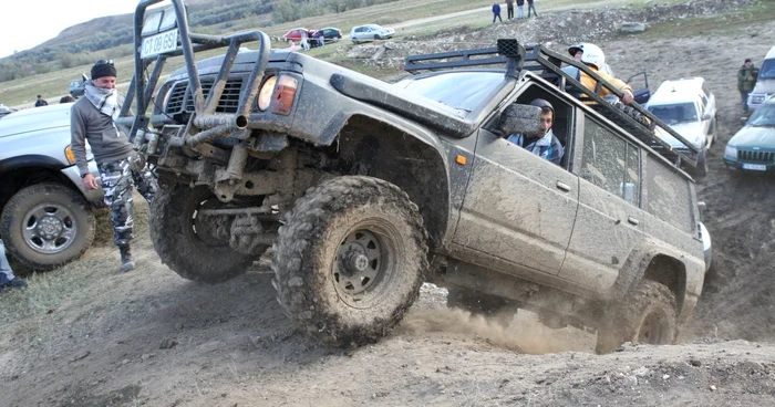 Maşinile off-road au luat locul saniei lui Moş Crăciun 