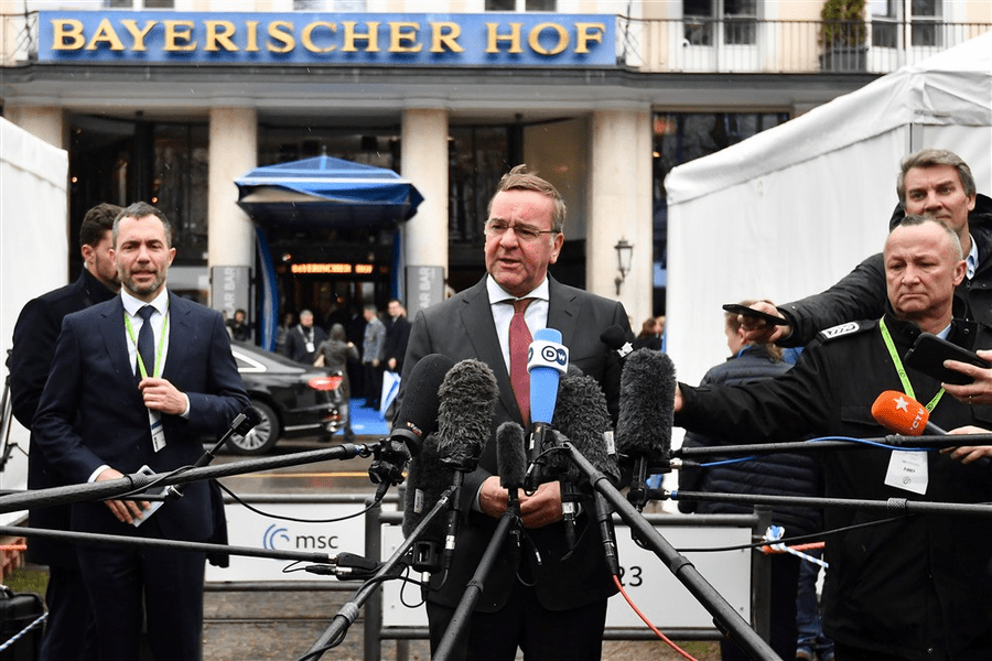 Zelenski, Scholz şi Macron deschid Conferinţa de securitate de la Munchen